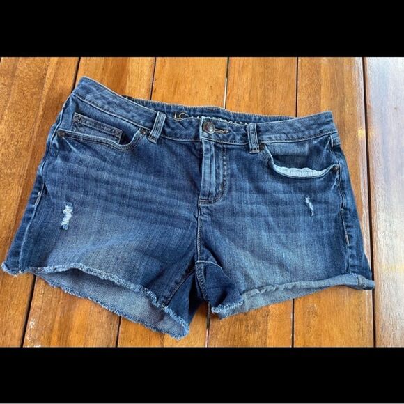 LC Lauren Conrad Blue Denim Jean Shorts Women's Size 8 - Picture 1 of 3